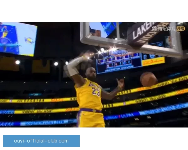 13周年回望詹姆斯死亡隔扣特里名场面招牌庆祝动作就此封神瞬间