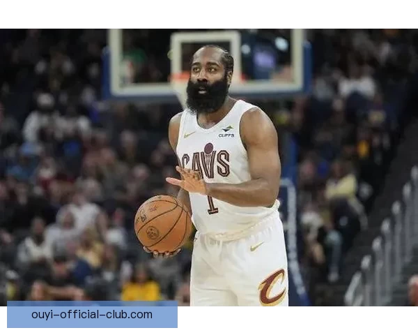 骑士末节失控惨遭热火逆转哈登米切尔合砍大分仍无力阻连胜终结