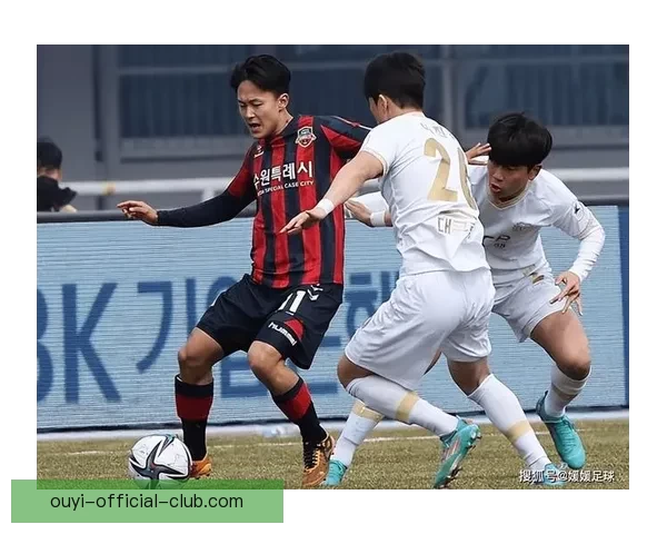 札幌冈萨多官方确认后卫内田瑞己右脚踝受伤已手术恢复期待定